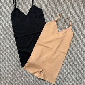 Lot of 2 bodysuits